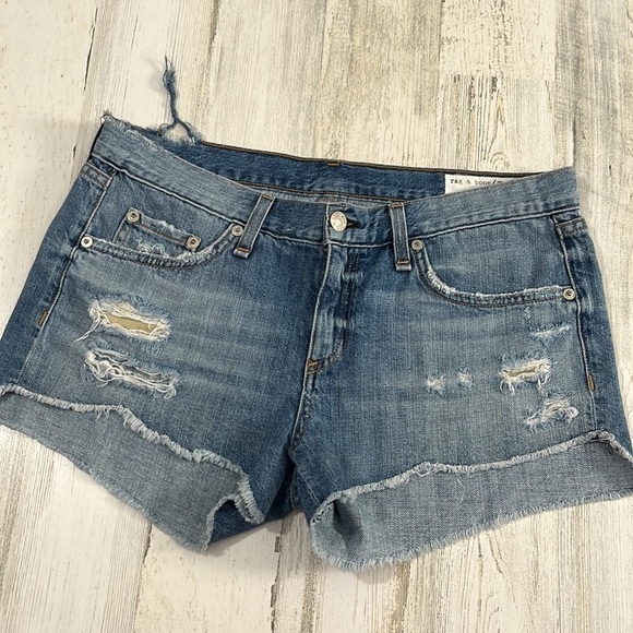 Rag & Bone super distressed shorts size 27 - Picture 2 of 14